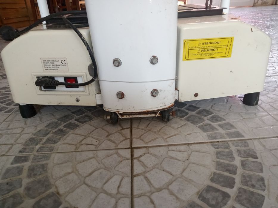 Vendo plataforma vibratória QUIRUMED