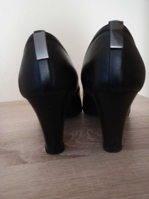 Buty damskie Lasocki roz. 36