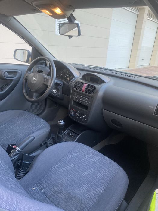 Opel corsa com 127mil km impecavel