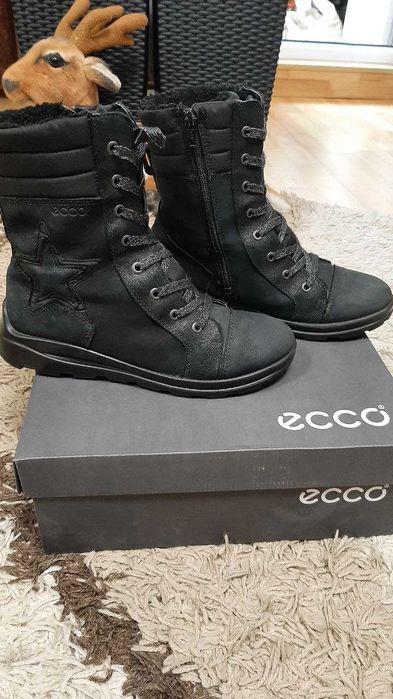 зимові черевики  ecco 37 розмір