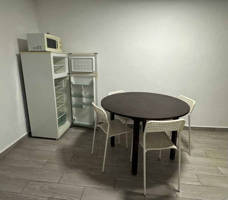 Alugo casa a professores