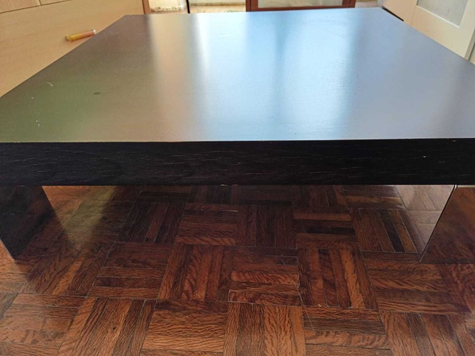 Mesa de centro 0,90cm x 0,90cm  - Madeira