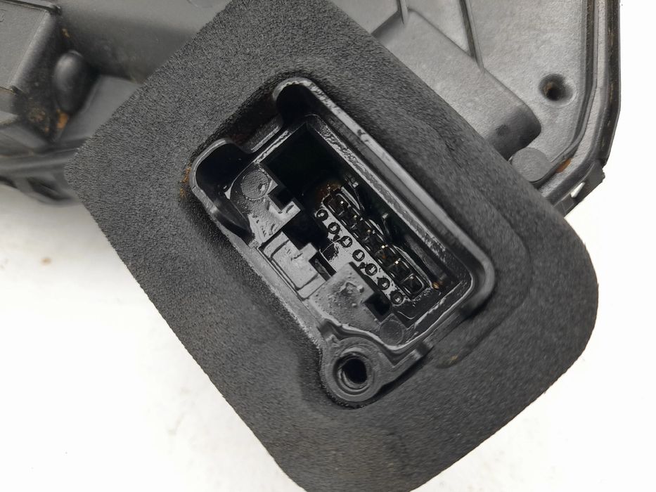 Fechadura / fecho porta trás esquerdo AUDI A1 Sportback (GBA)