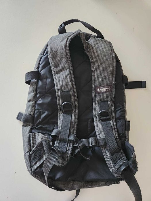 Mochila Eastpak Floid - Cinzento Mesclado
