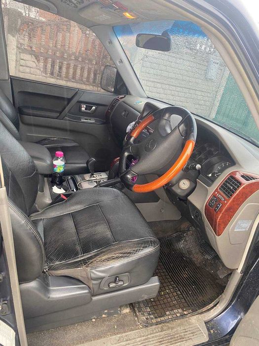 Продам Mitsubishi Shogun