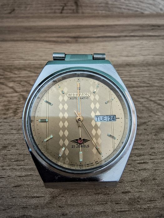 Citizen eagle 7 21 kamieni