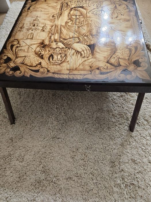 Єксклюзив Стіл- Кейс ручна робота