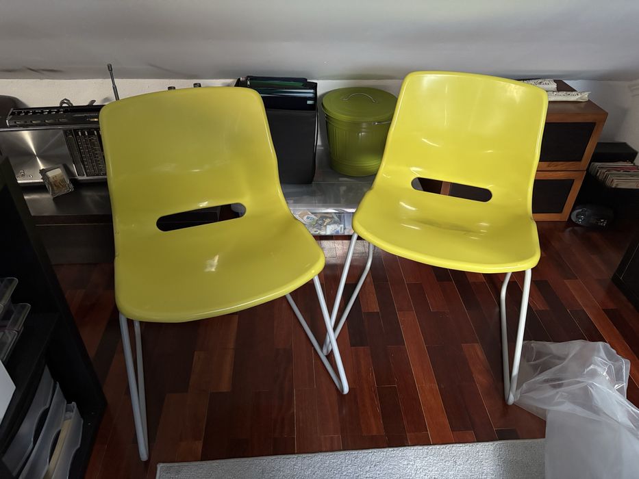 2 Cadeiras verdes Escritorio/quarto