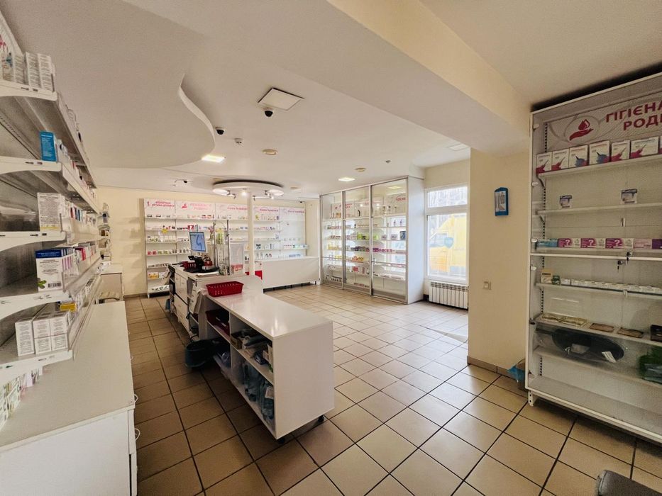 Продам магазин на зупинці Привокзальна площа (топ-місце)