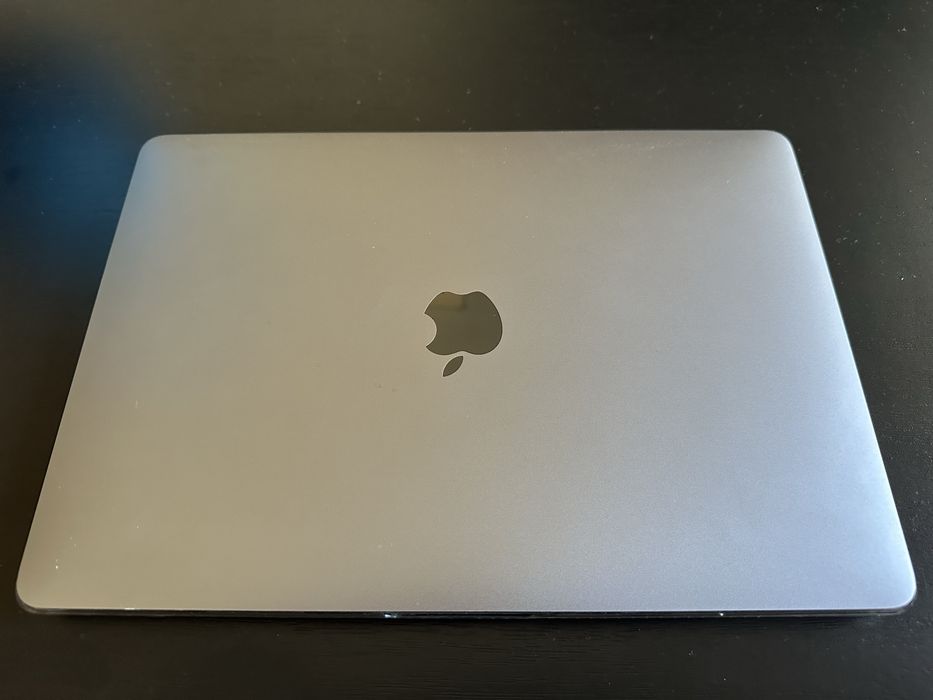 Macbook pro 13 2019 i5 8Gb/128Gb