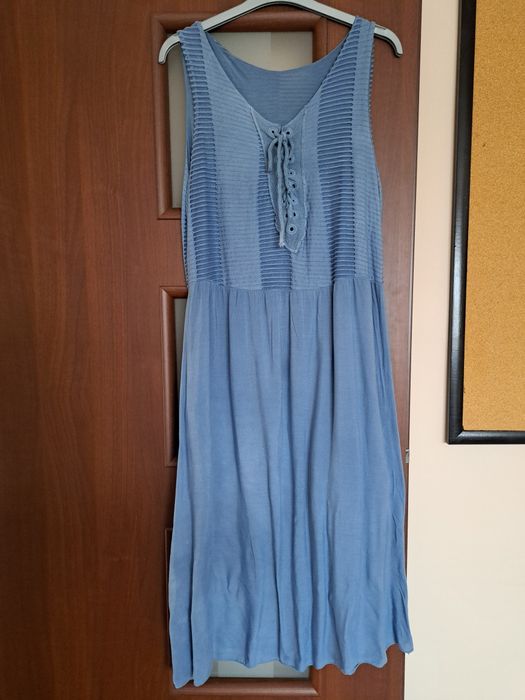 Dwie włoskie sukienki na lato M-ki- 2 za 15 zł