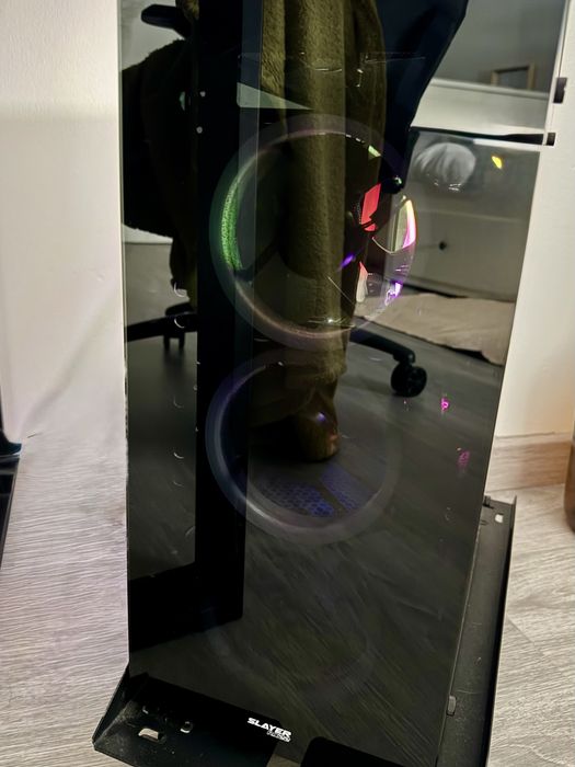 PC Torre Gaming - preço acessível e em bom estado