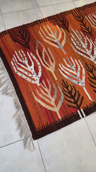 Kilim "Brzozy" Spółdzielnia "WANDA" z Krakowa U. Buczyńska-Wszołek (?)