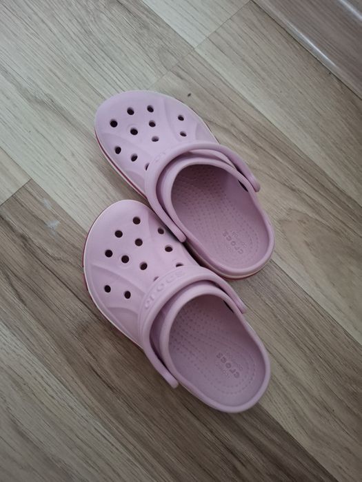 Crocs klapki c10
