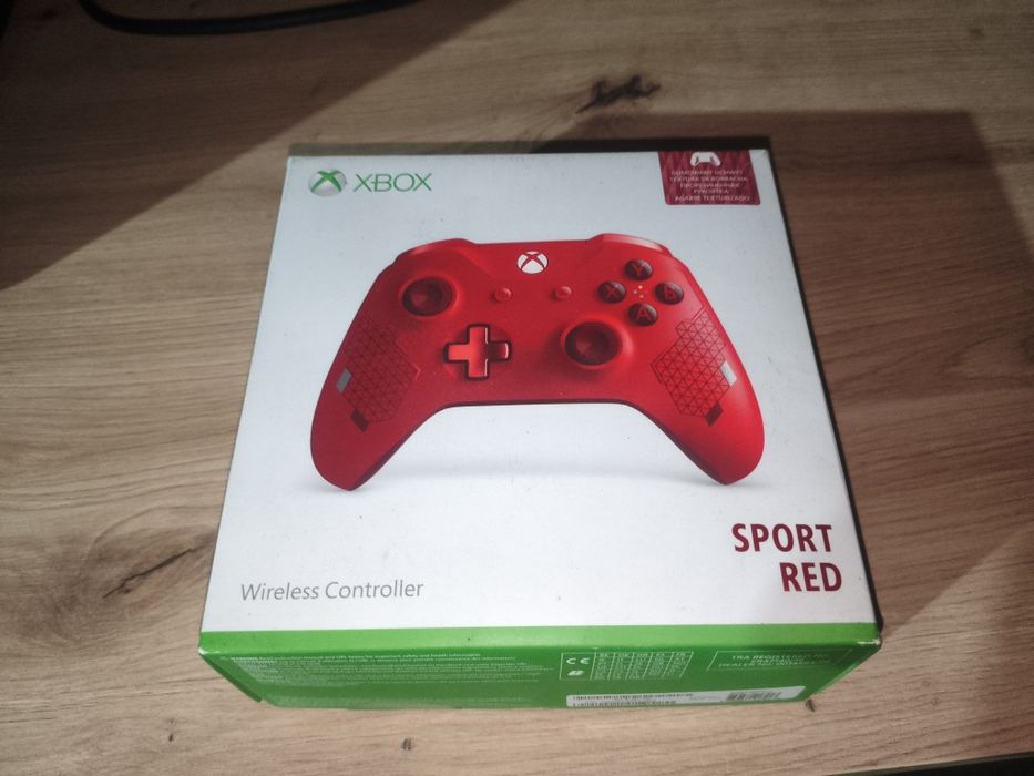Xbox One X Hyperspace + Comando