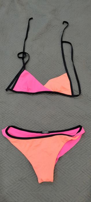 Bikinis diversos