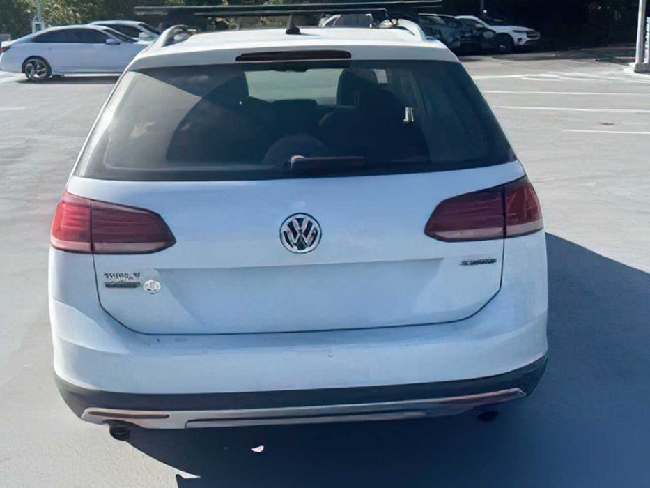 Volkswagen Golf Alltrack      2018