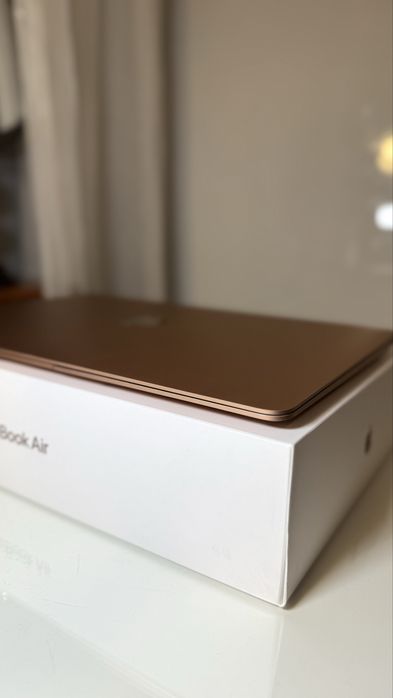 Apple Macbook Air 13 M1 2022 rose gold 8GB RAM / 256GB SSD
