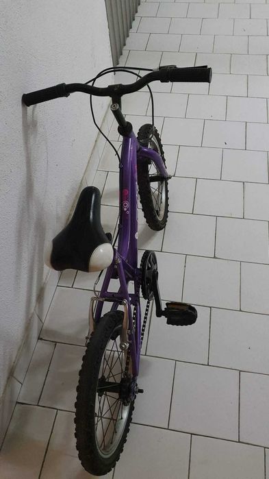 Bicicleta criança 5-8 anos bom estado