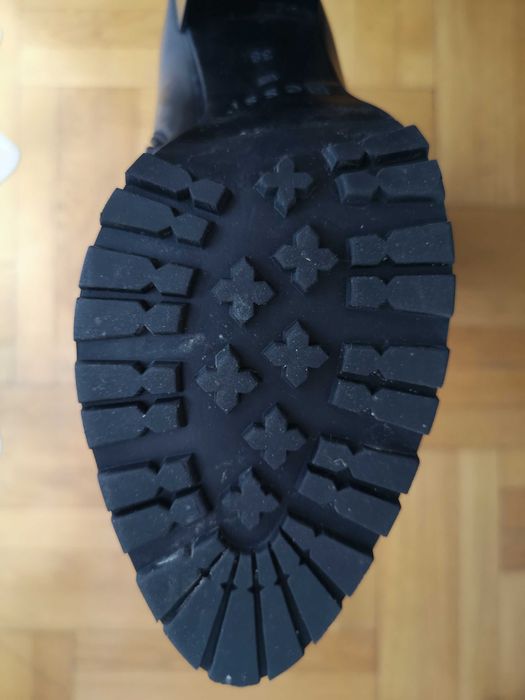 Buty kozaki damskie Nessi na obcasie skóra rozm 38 jak nowe