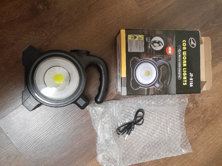 Фонарь на солнечной батарее SOLAR LIGHT JY819A.