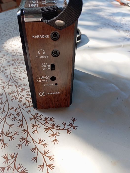 Радіоприймач. блютус. USB