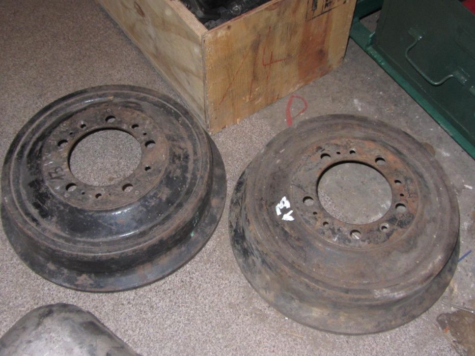 Газ-13 Чайка Колпаки Хром Стёкла Выхлопная Замки Стартер Бампер