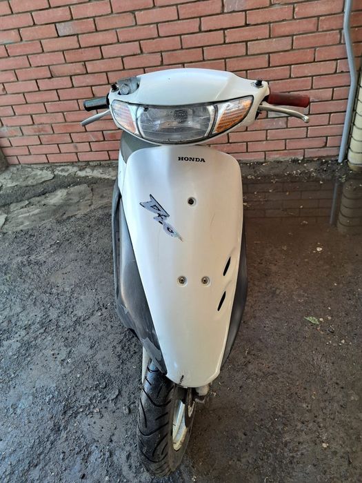 Honda Dio  35  .