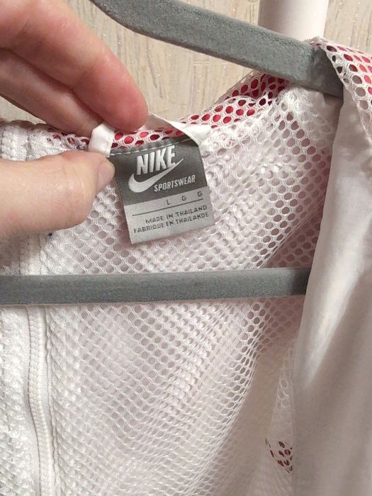 Вітровка Nike L розмір чудовий стан