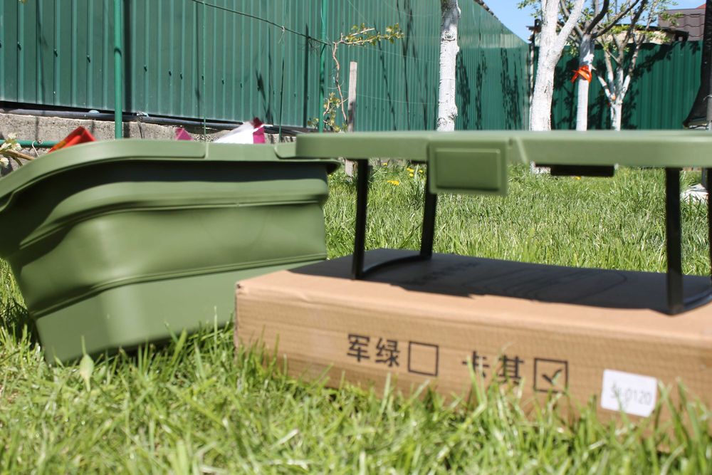 Практичний та складний кошик для пікніка