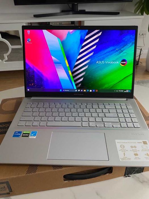 Asus Pro 15 OLED K3500P-L1358W na gwarancji do końca listopada