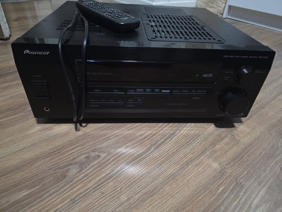 Amplituner stan jak nowy