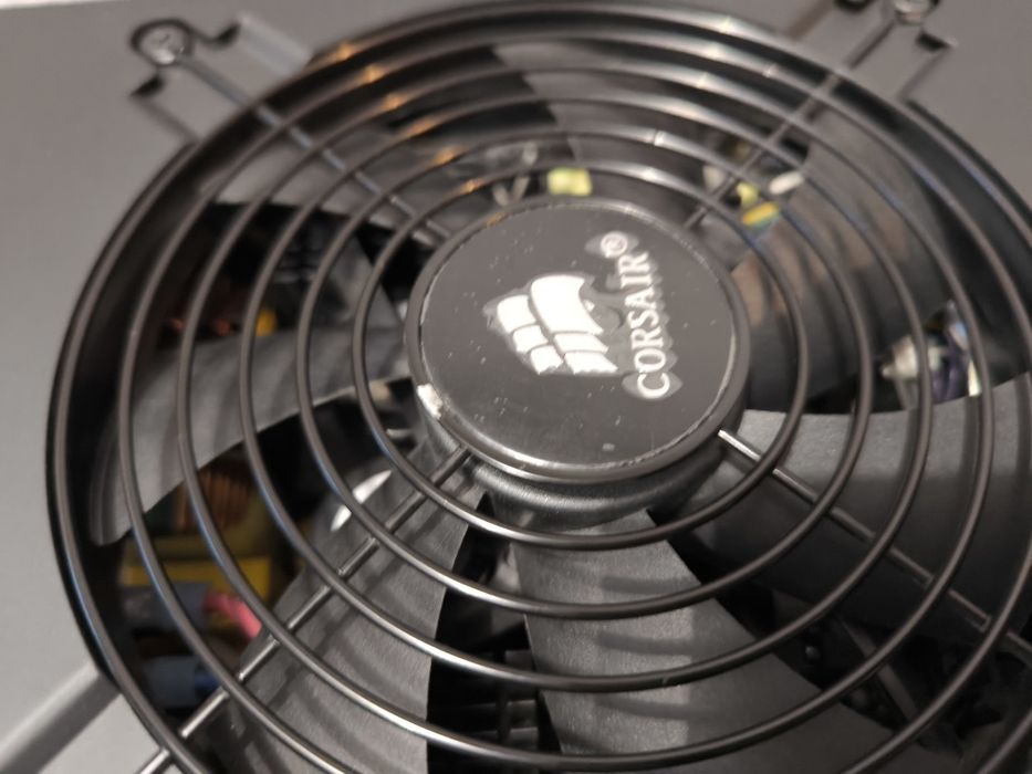 Zasilacz komputerowy Corsair AX1200