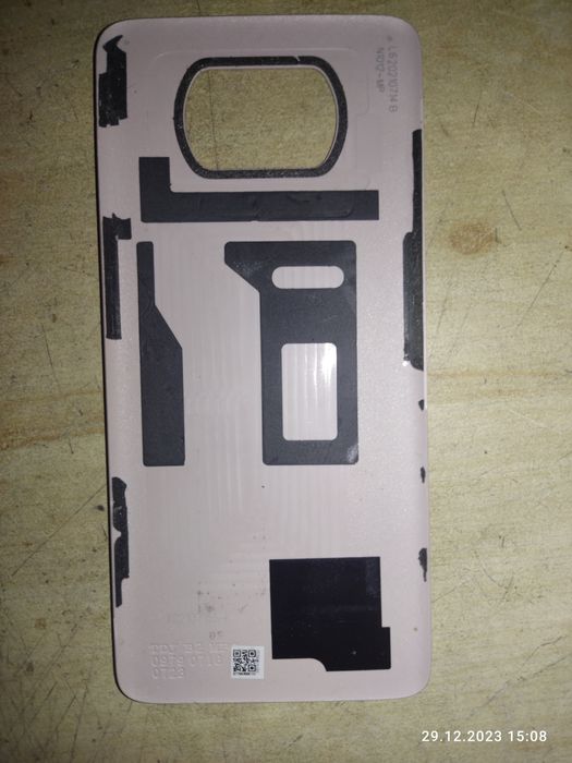 Разборка Poco X3 Pro. Задня кришка poco x3 pro, рамка poco x3 pro без