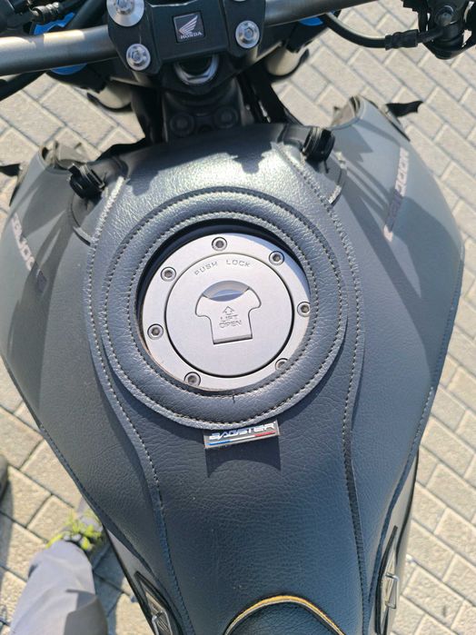 Vendo Honda CB1000r 2010 Imaculada