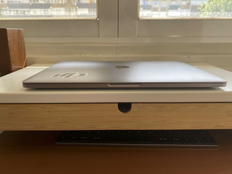 MacBook Pro Retina 13.3inch 2019-Core i7-16GB SSD 512 QWERTY-Português