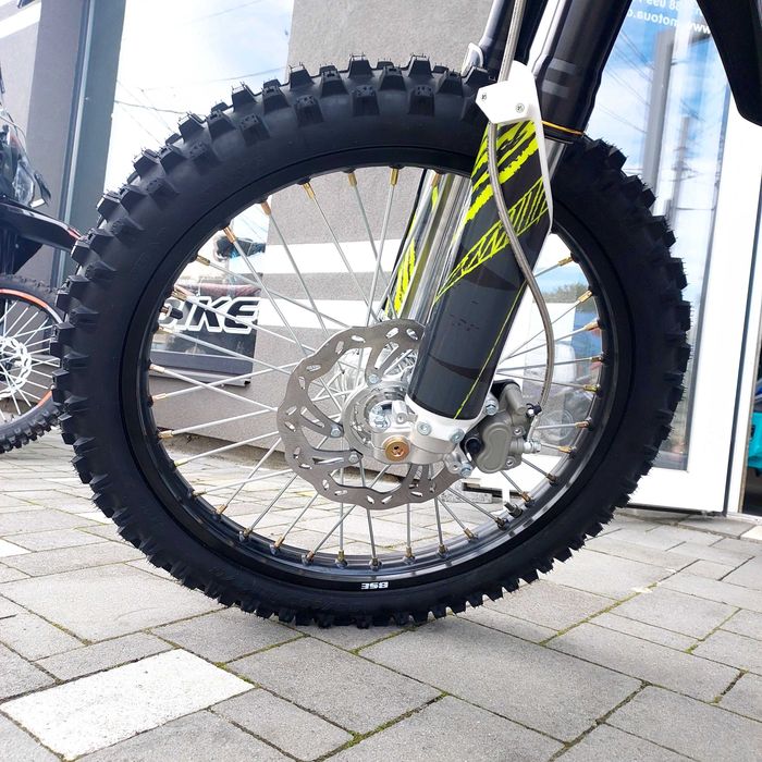 Мотоцикл BSE J4, 300 см3, 25 к.с., додатковий бак, гарантія, доставка