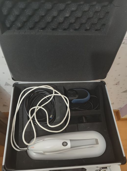Escaner intraoral Heron ios com pouco uso.