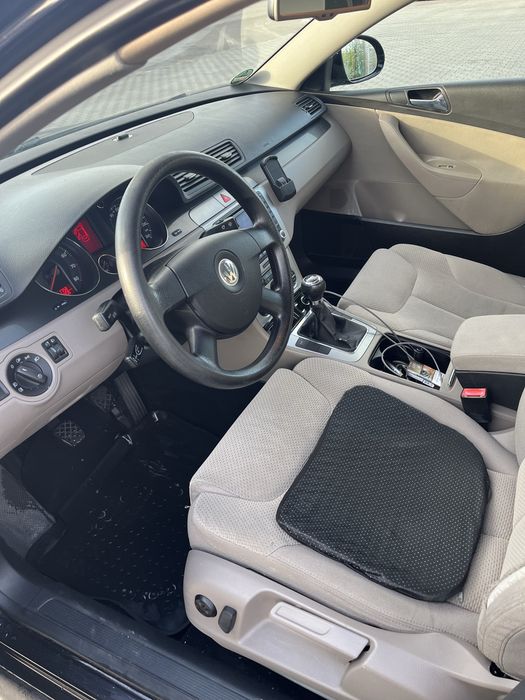 Volkswagen B6 Passat