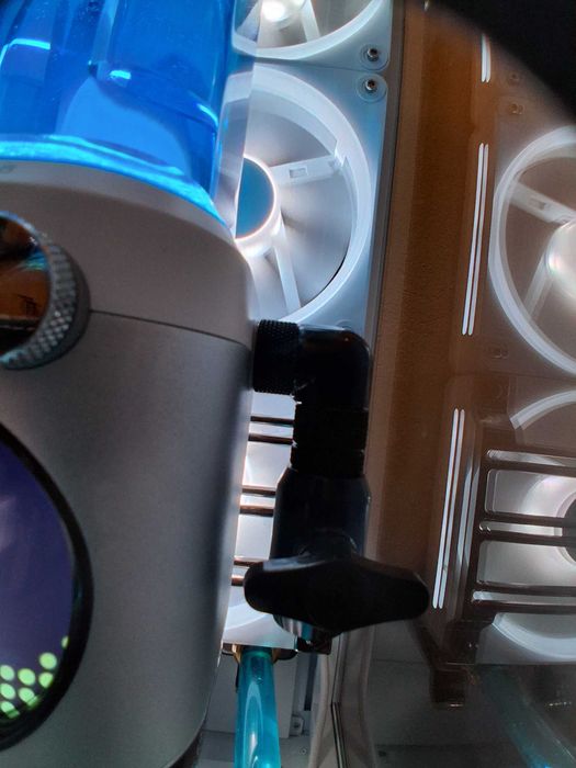 Komputer Custom Loop >32Gb 6000mt/s CL30 Pod Gaming / Stacja robocza