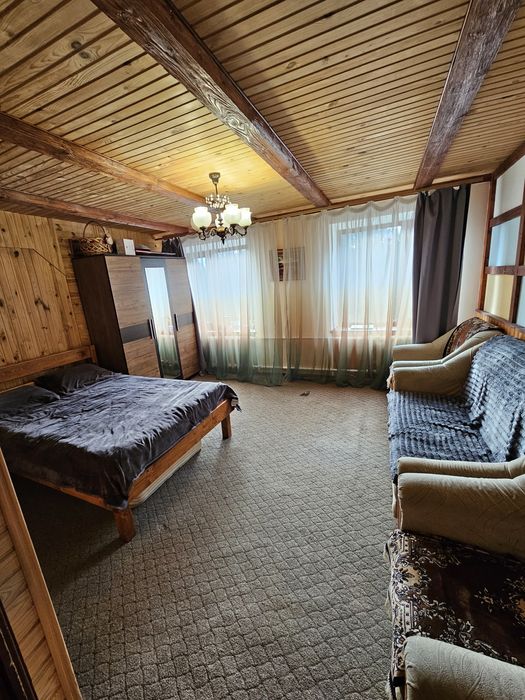 Продам 3 кімнатну квартиру будинок село Яблуниця поруч Буковель.