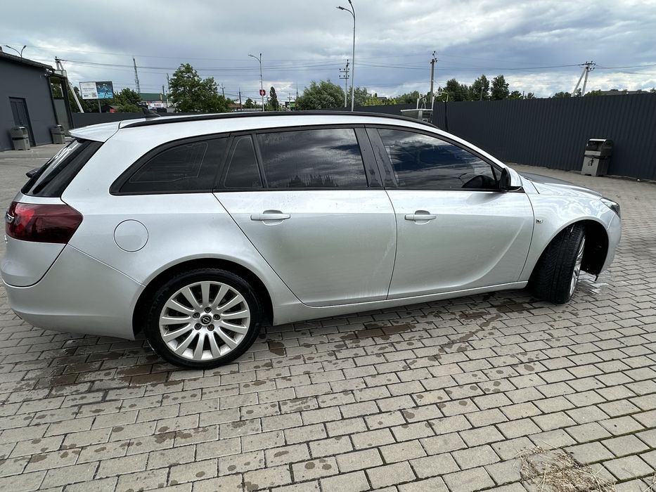 Продам Opel  Insignia 2014 рік