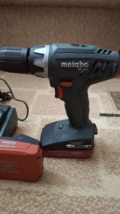 Шуруповерт Метабо