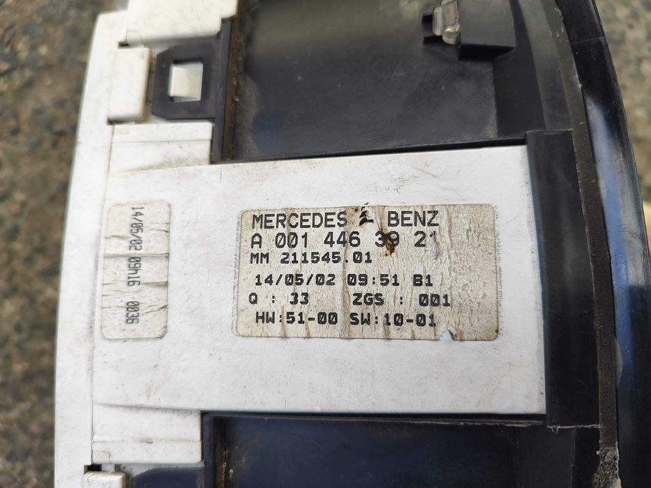 Щиток приборів Панель приладів ВІТО 638 2.2 cdi