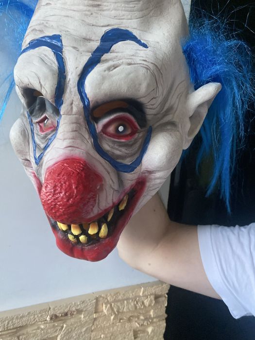 Маска страшного клоуна