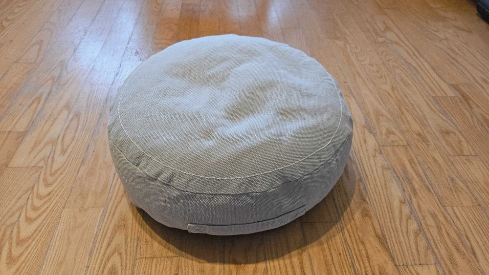 Poduszka/Pufa Blooma Rural Szara 45 cm/15 cm