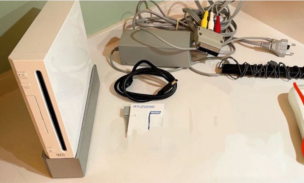 Consola Nintendo Wii Completa + Cabos e Adaptadores TV