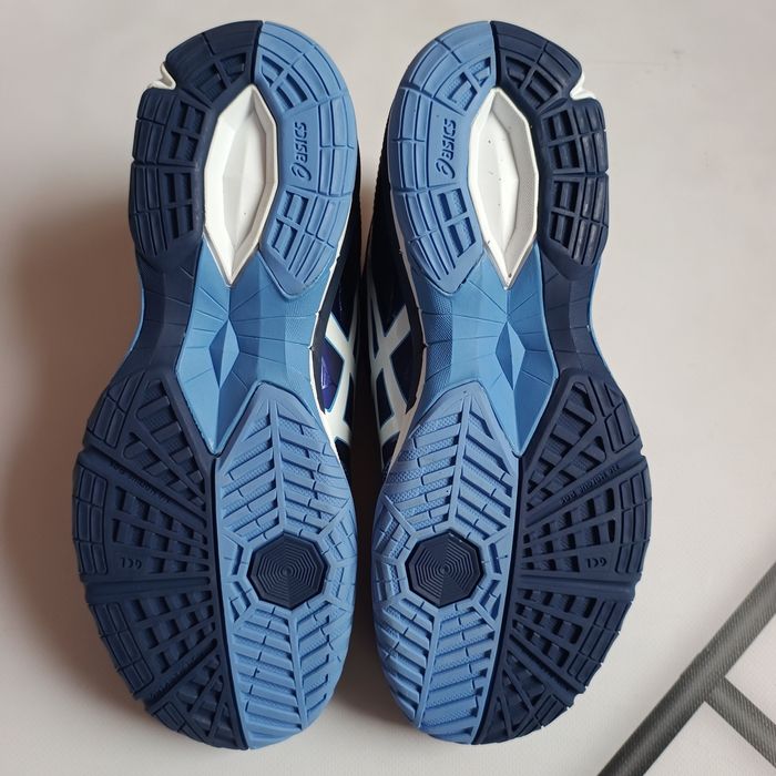 Волейбольні кросівки оригінальні Asics Gel-Tactic р40-41
