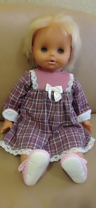 Велика лялька з СССР.