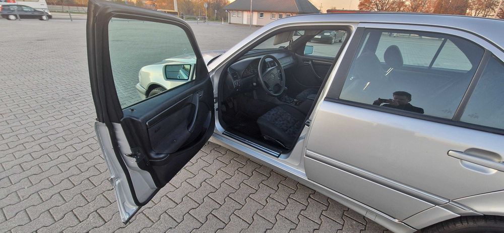 Mercedes w202. CDI. Stan BDB. Doinwestowany.